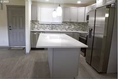 430 NE 94th Ave, Portland, OR 97220 - Photo 11