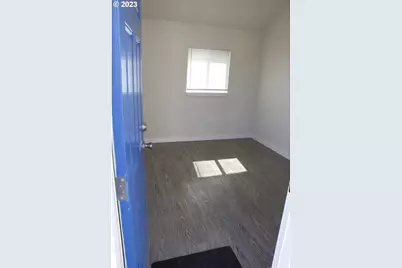 430 NE 94th Ave, Portland, OR 97220 - Photo 29