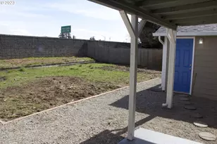 430 NE 94th Ave, Portland, OR 97220 - Photo 19