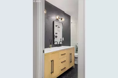 5833 SW Lane Ct, Portland, OR 97221 - Photo 35