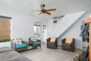 1509 NW 39th St, Lincoln City, OR 97367 - Photo 5