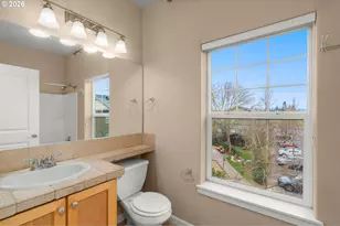 1060 SW 170th Ave, Beaverton, OR 97003 - Photo 21