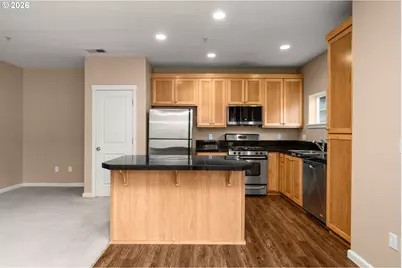 1060 SW 170th Ave #202, Beaverton, OR 97003 - Photo 11