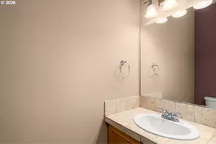 1060 SW 170th Ave, Beaverton, OR 97003 - Photo 15