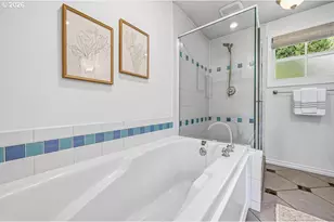 30 Da Vinci St, Lake Oswego, OR 97035 - Photo 25