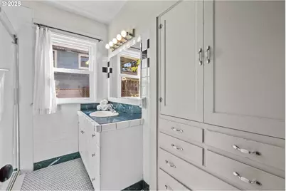 1301 9th St, Oregon City, OR 97045 - Photo 23