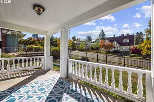 1301 9th St, Oregon City, OR 97045 - Photo 5