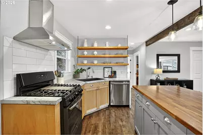 12719 NE Holladay St, Portland, OR 97230 - Photo 11