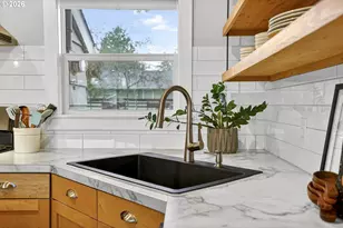 12719 NE Holladay St, Portland, OR 97230 - Photo 13