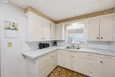 1285 E Ellendale Ave, Dallas, OR 97338 - Photo 15