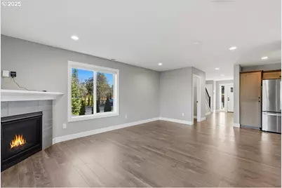 37867 College St, Sandy, OR 97055 - Photo 9