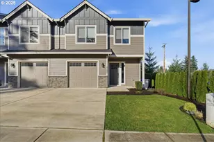37867 College St, Sandy, OR 97055 - Photo 1