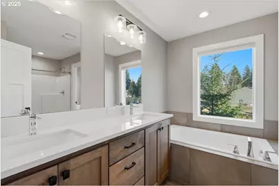 37867 College St, Sandy, OR 97055 - Photo 21