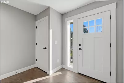 37867 College St, Sandy, OR 97055 - Photo 5