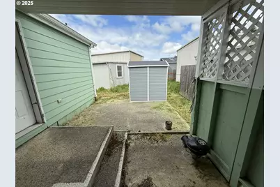 100 River Bend Rd #74, Reedsport, OR 97467 - Photo 21