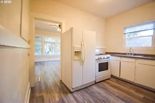 4024 NE 6th Ave, Portland, OR 97212 - Photo 7