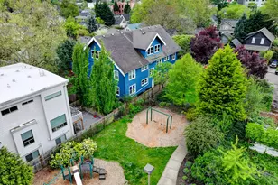 4024 NE 6th Ave, Portland, OR 97212 - Photo 3
