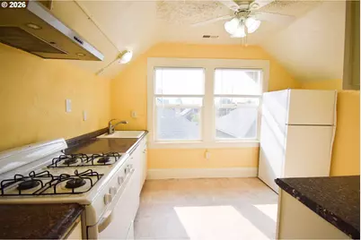 4024 NE 6th Ave, Portland, OR 97212 - Photo 17