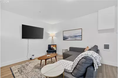 857 S 2nd St, Coos Bay, OR 97420 - Photo 5