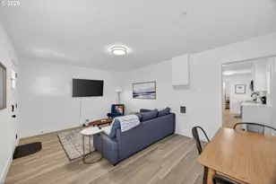 857 S 2nd St, Coos Bay, OR 97420 - Photo 7