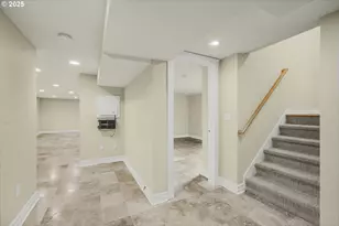 7307 SW Capitol Hwy, Portland, OR 97219 - Photo 13