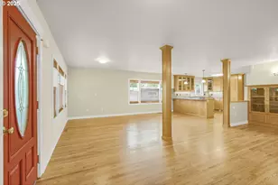 7307 SW Capitol Hwy, Portland, OR 97219 - Photo 3