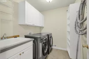 7307 SW Capitol Hwy, Portland, OR 97219 - Photo 17