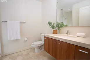 841 S Gaines St, Portland, OR 97239 - Photo 29