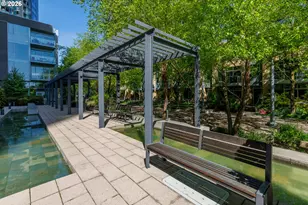 841 S Gaines St, Portland, OR 97239 - Photo 35