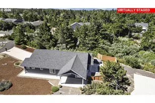 88051 Lake Point Dr, Florence, OR 97439 - Photo 5