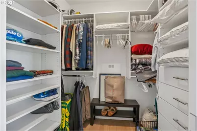 1075 NW Northrup St #1012, Portland, OR 97209 - Photo 19