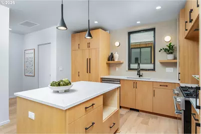 4619 N Campbell St, Portland, OR 97217 - Photo 7