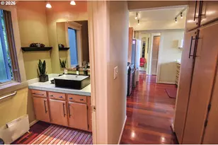 [Address not provided], Roseburg, OR 97470 - Photo 7