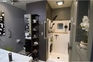 [Address not provided], Roseburg, OR 97470 - Photo 21