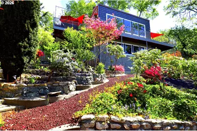 1425 NE Hillview Ct, Roseburg, OR 97470 - Photo 3