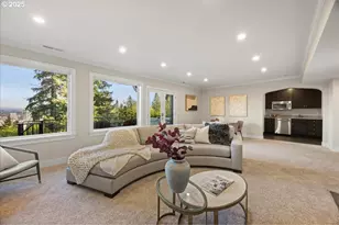 2869 SW Champlain Dr, Portland, OR 97205 - Photo 33