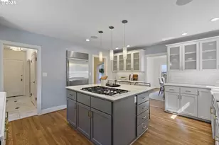 2869 SW Champlain Dr, Portland, OR 97205 - Photo 17