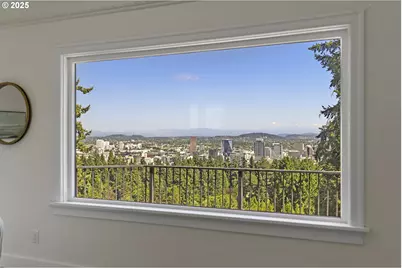 2869 SW Champlain Dr, Portland, OR 97205 - Photo 7