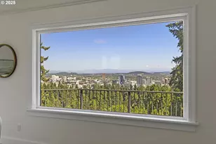 2869 SW Champlain Dr, Portland, OR 97205 - Photo 7