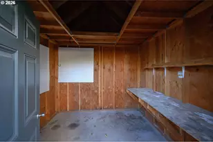 1924 NW Wallace Rd, McMinnville, OR 97128 - Photo 45