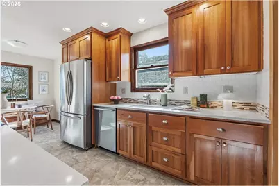 1721 NE 62nd Ave, Portland, OR 97213 - Photo 11