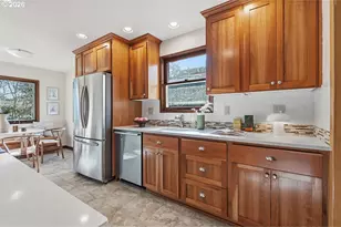 1721 NE 62nd Ave, Portland, OR 97213 - Photo 11