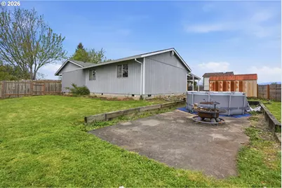 832 E 7th St, Molalla, OR 97038 - Photo 25