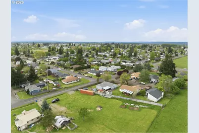 832 E 7th St, Molalla, OR 97038 - Photo 29