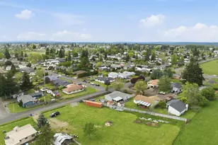 832 E 7th St, Molalla, OR 97038 - Photo 29