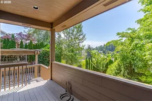 1674 Olympia Ct, Salem, OR 97304 - Photo 3