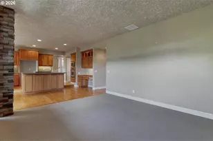 1674 Olympia Ct, Salem, OR 97304 - Photo 29