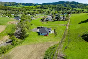 384 Ladybug Ln, Roseburg, OR 97470 - Photo 37