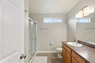 1463 Four Seasons Dr, Roseburg, OR 97470 - Photo 31