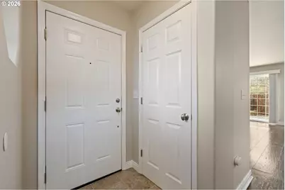 1463 Four Seasons Dr, Roseburg, OR 97470 - Photo 9